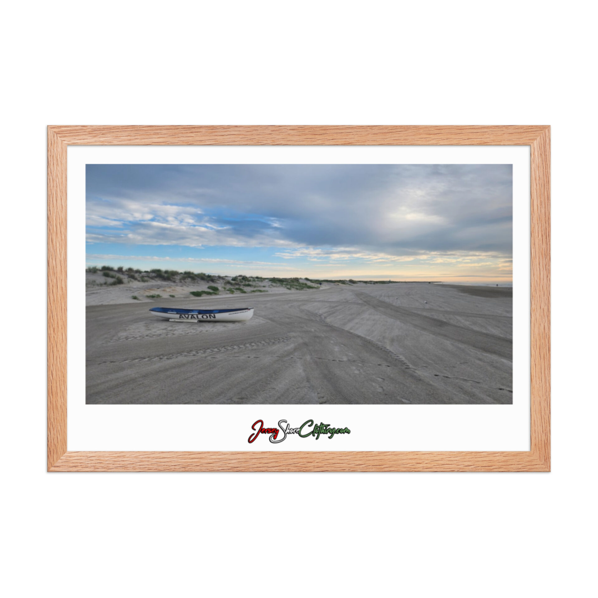 Beautiful Avalon Beach - Image 4