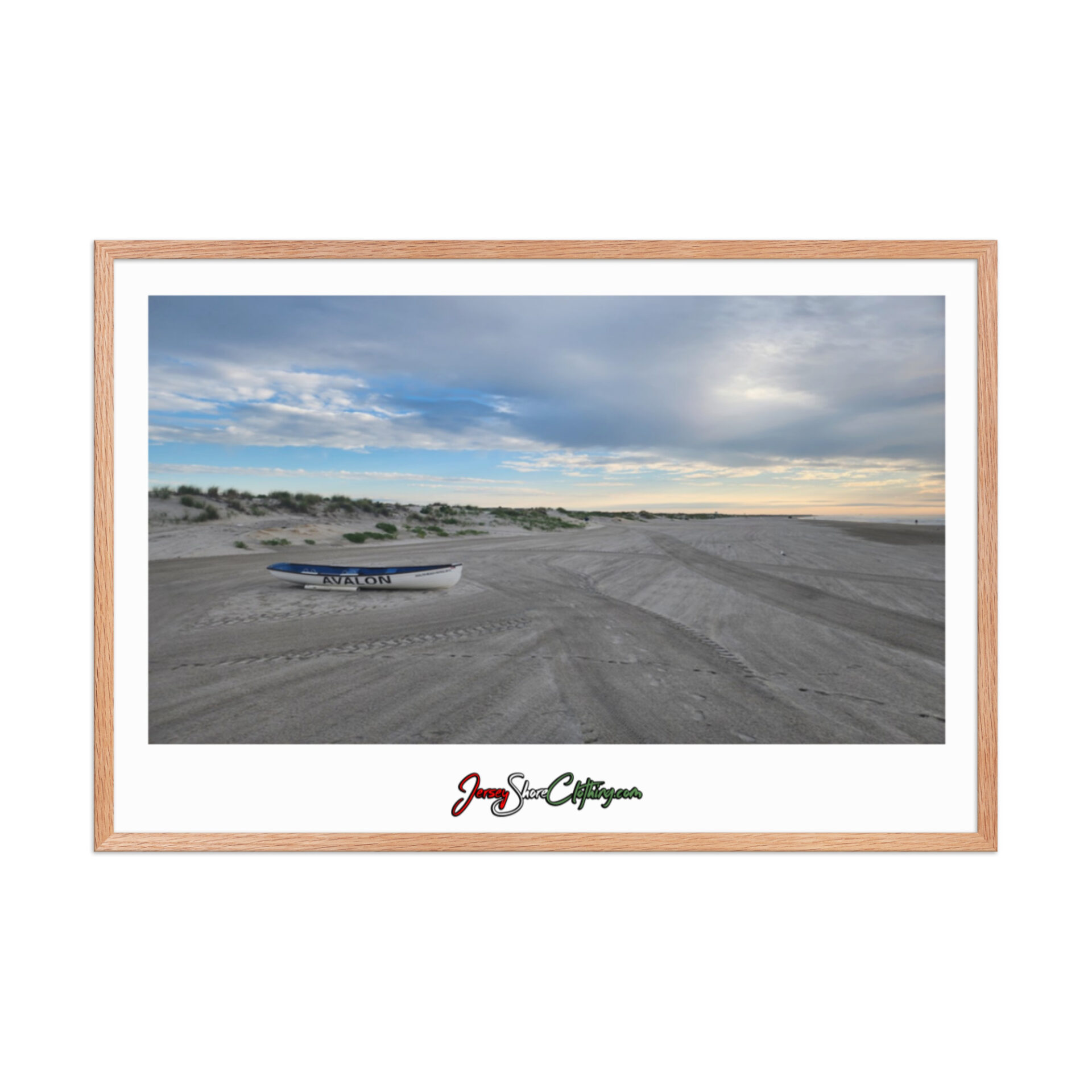 Beautiful Avalon Beach - Image 6